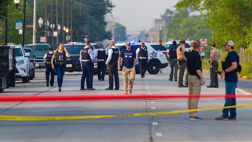 chicago man admits to shooting 3 undercover federal agents after mistaking them for rival gang members