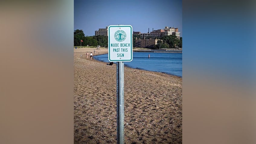 chicago prankster places nude beach sign on loyola beach where clothing is required