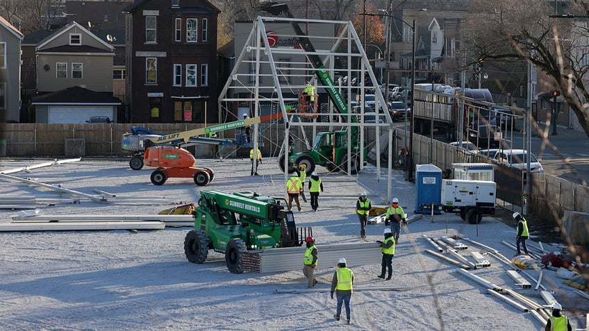 chicago residents rail against planned migrant shelter