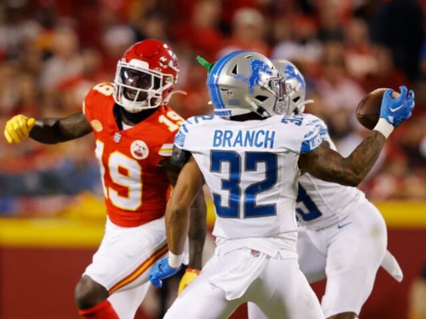 chiefs kadarius toney thoroughly mocked after trash performance against lions