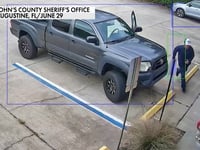 Chilling security footage captures woman's desperate escape from Florida kidnapping attempt in parking lot