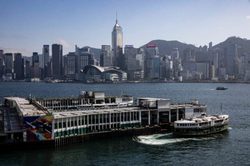 China has signed a convention setting up a global mediation body in Hong Kong, which aims