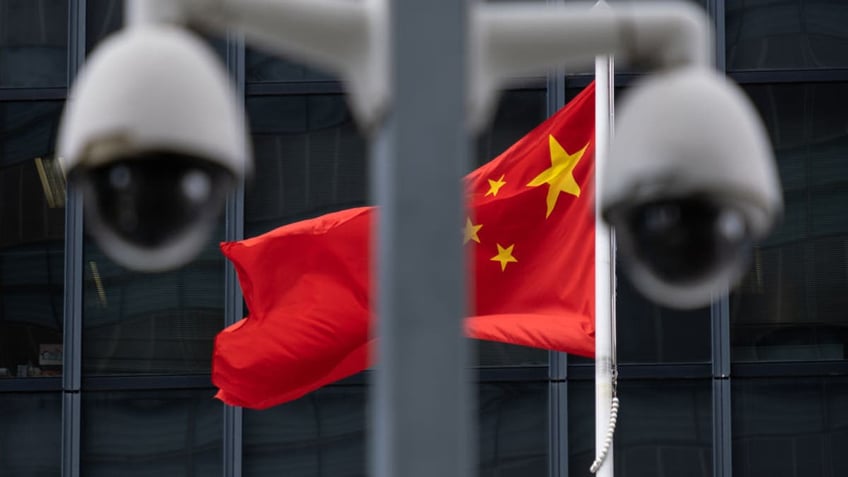 china mobilizes country to look out for foreign spies offers big cash rewards