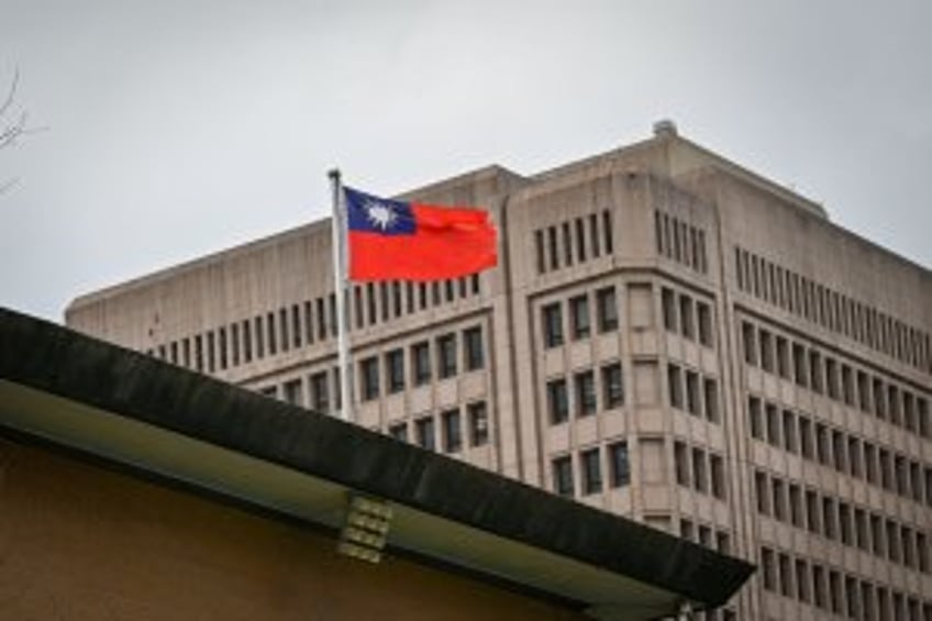 China rebukes U.S. after State Dept. updates website on relations with Taiwan