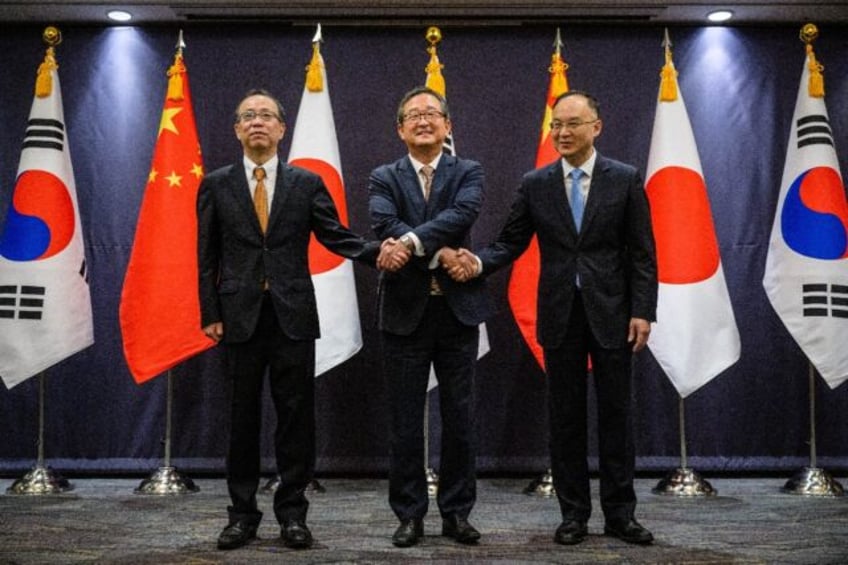 china s korea japan leaders to hold first summit since 2019