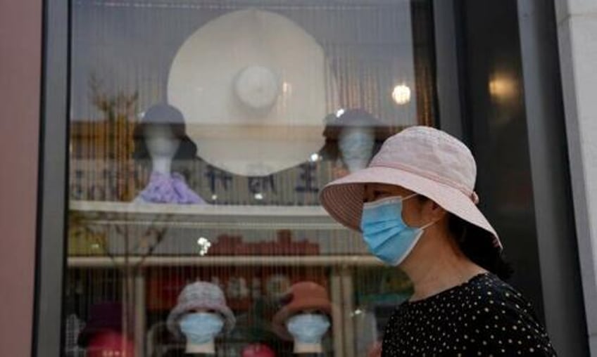 chinas uptick in respiratory illness sparks concerns from neighbors