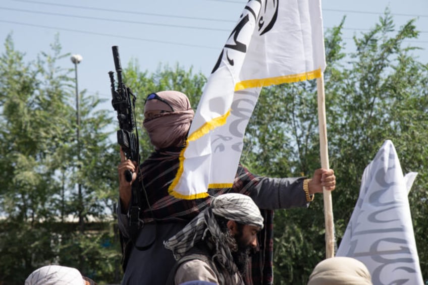 chinese envoy to afghanistan applauds taliban for improving country