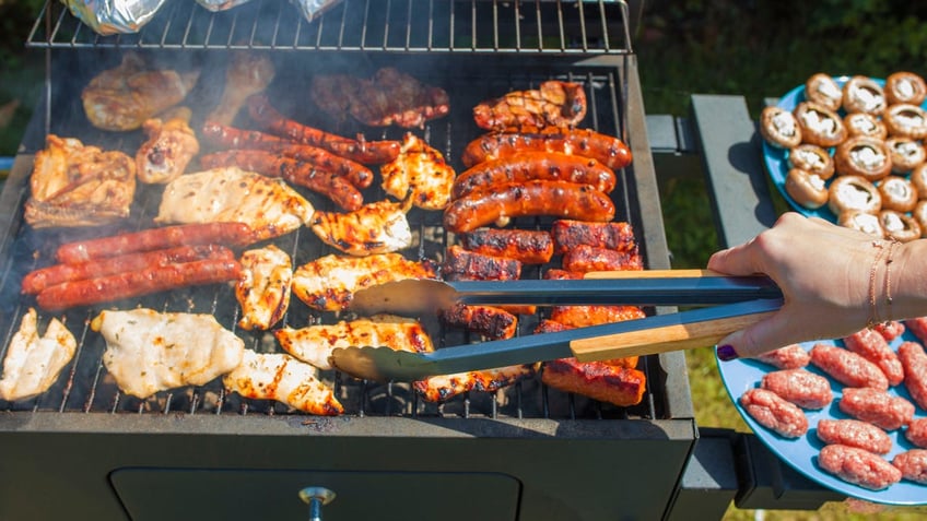 grilling food