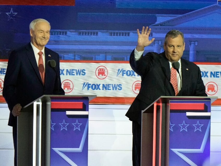 chris christie asa hutchinson booed at gop primary debate