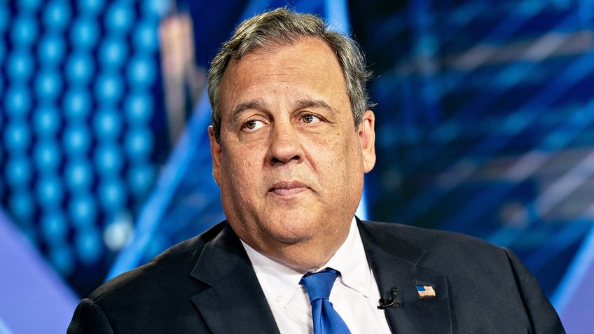 chris christie confident he will be on fourth gop debate stage addresses poll accuracy