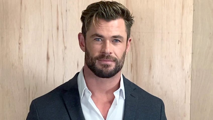 chris hemsworth makes major lifestyle changes after learning hes high risk for alzheimers disease