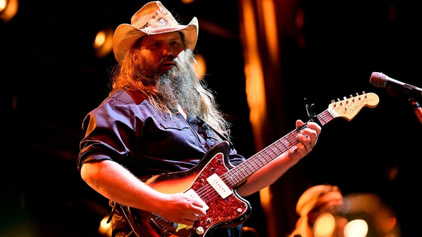 chris stapleton cancels multiple shows due to illness unable to perform