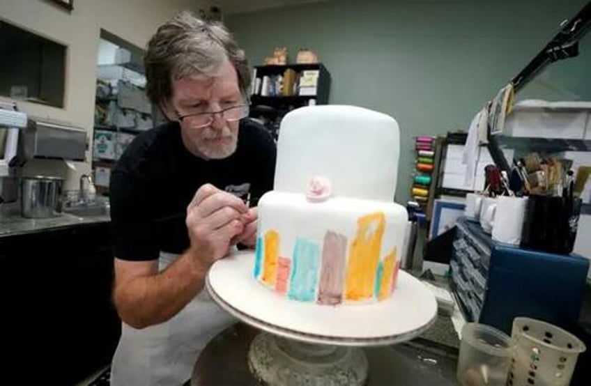 christian baker who refused to make lgbt cake scores legal victory