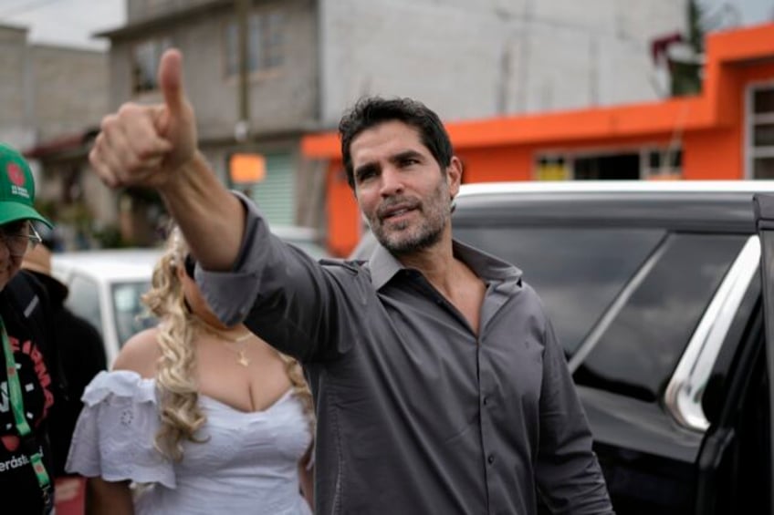 christian conservatives flock to former telenovela star in mexicos presidential race