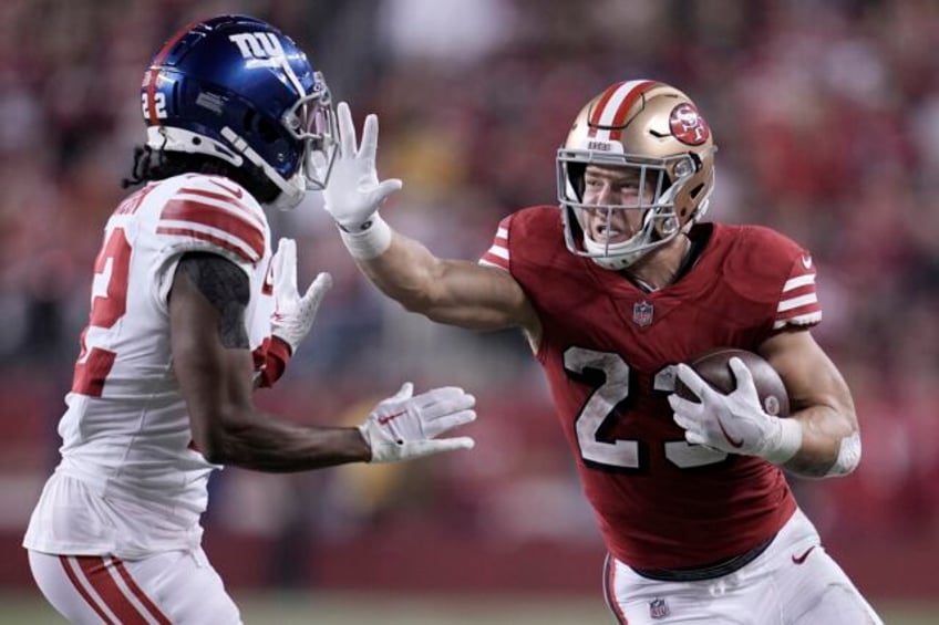 christian mccaffrey and the 49ers win 13th straight in the regular season beat the giants 30 12