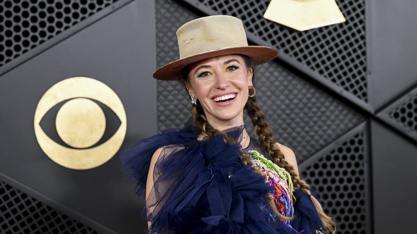 lauren daigle at grammys