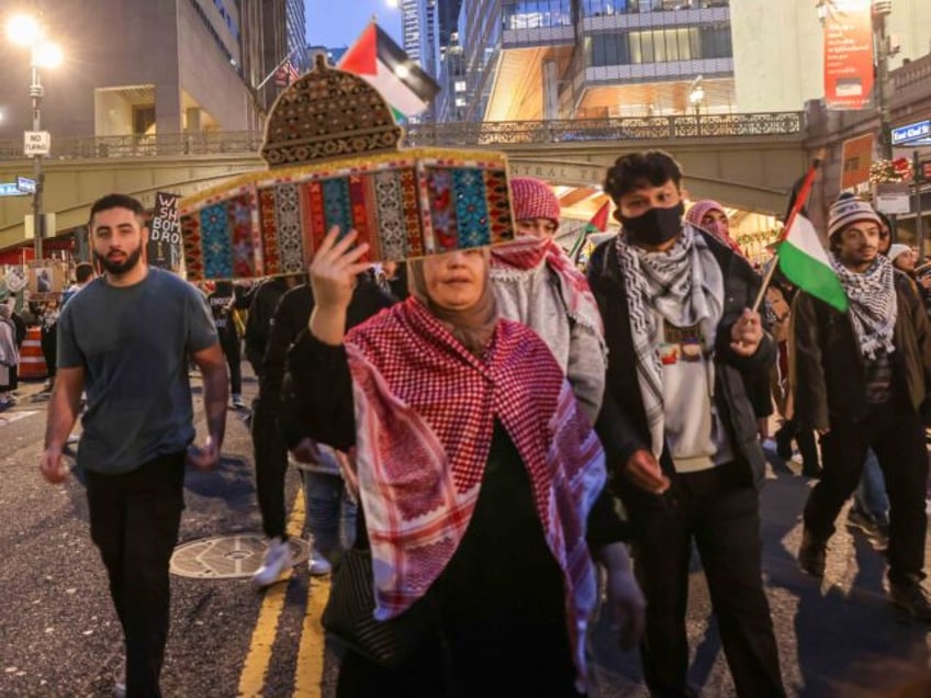 Palestinian protest against Christmas NYC (Selcuk Acar/Anadolu / Getty)