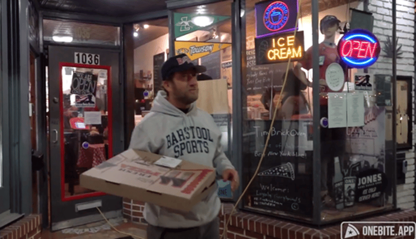 christmas miracle dave portnoy saves struggling veteran owned pizza shop in baltimore