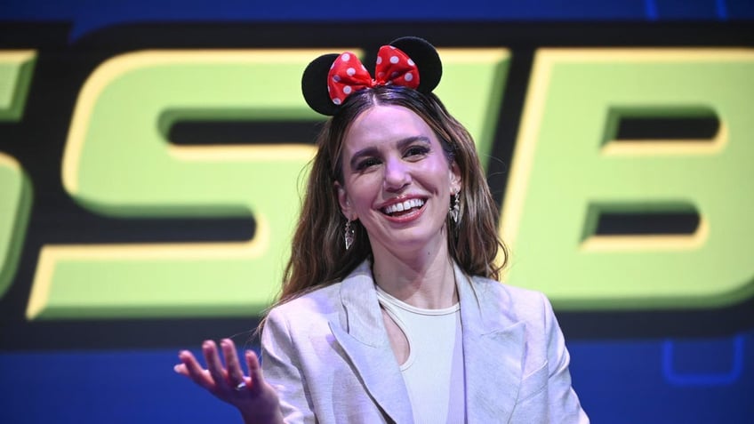 Christy Carlson Romano at Disney Expo