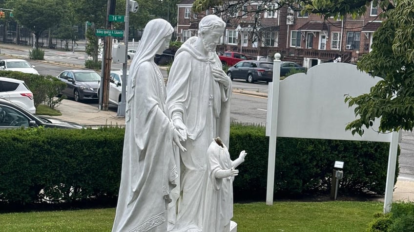 Close up of Mary, Joseph and Jesus statues