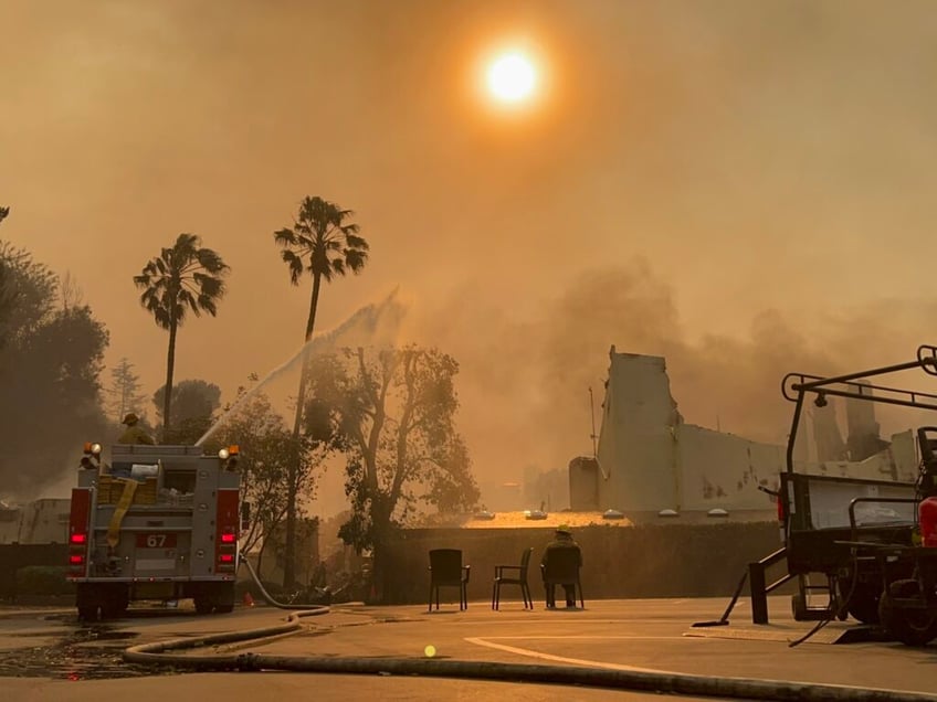 churches burn synagogue scorched but survives rabbis home lost in palisades fire