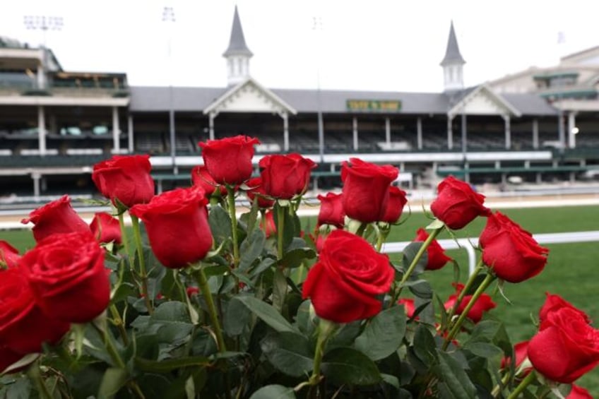 churchill downs racing resumes in september with safety changes