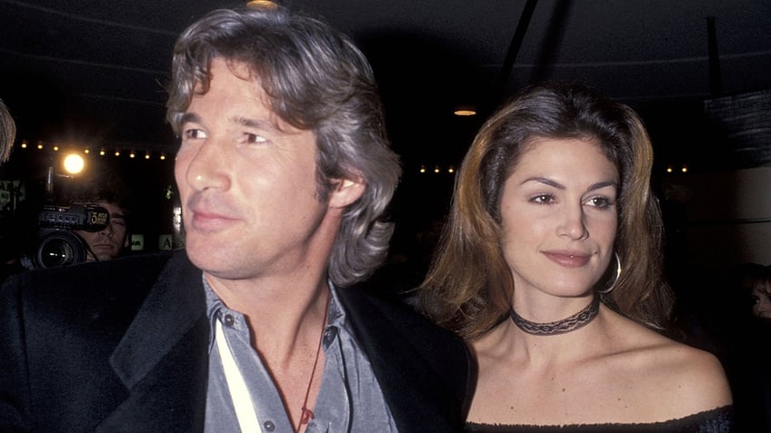 cindy crawford reflects on richard gere relationship molding herself around stars interests