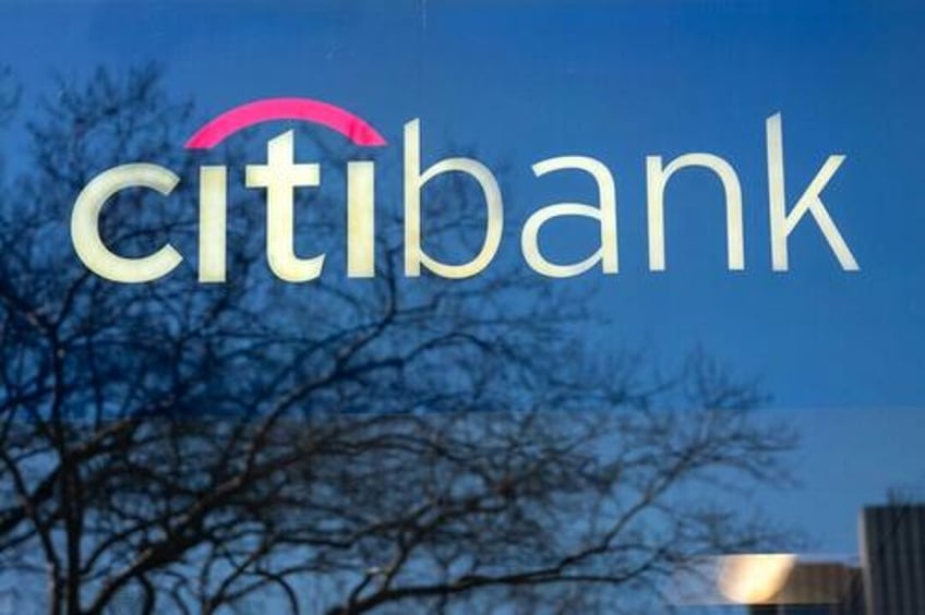 citigroup reverses course on controversial firearm policies