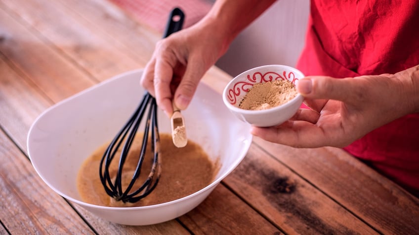 classic pumpkin pie for thanksgiving dessert plus a bonus pumpkin tart recipe