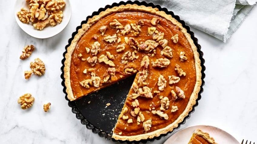 classic pumpkin pie for thanksgiving dessert plus a bonus pumpkin tart recipe