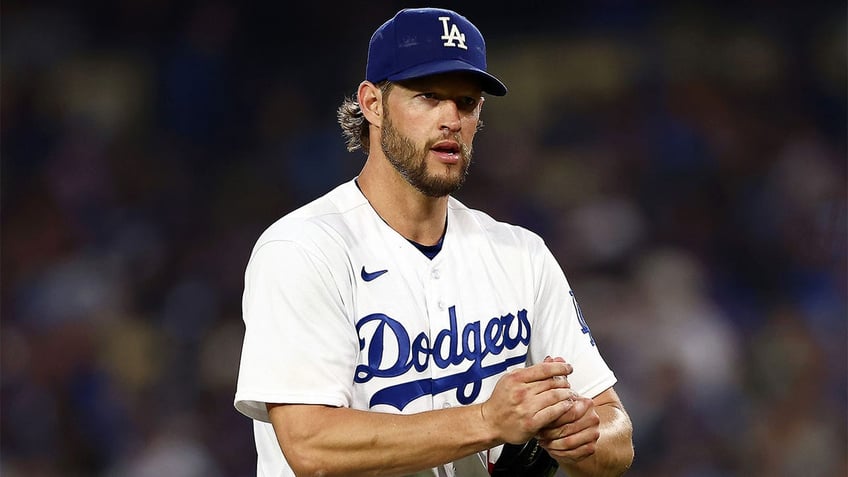 clayton kershaw undergoes shoulder surgery hopeful for summer return