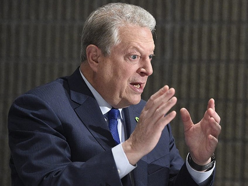 climate change alarmist al gore declares war on fossil fuel industry