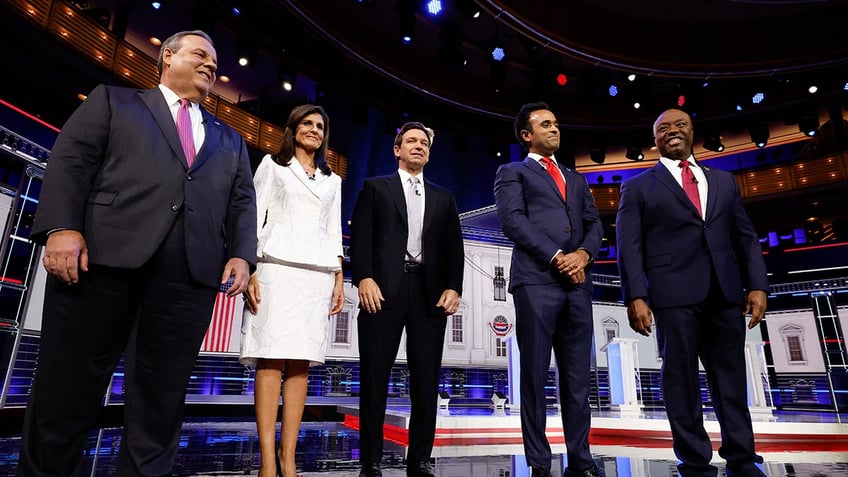 cnn announces republican debate at new hampshire college but school says no event exists