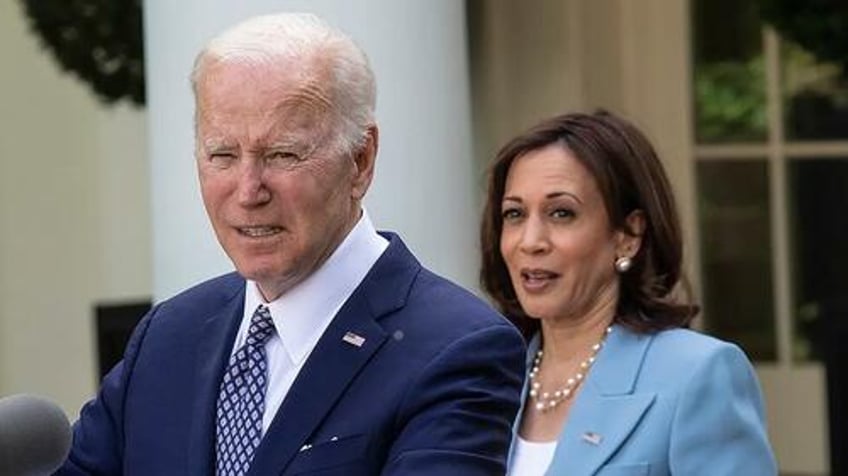 cnn political director admits biden in danger from troublingly low approval ratings