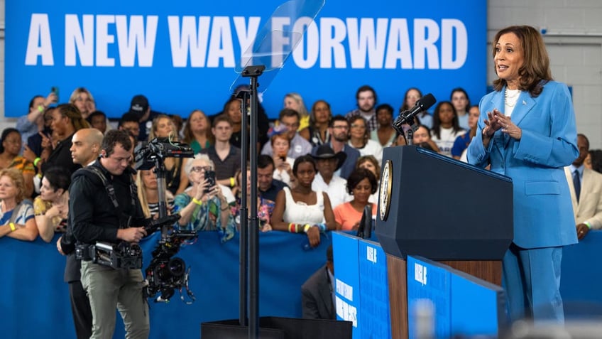 Harris at a rally