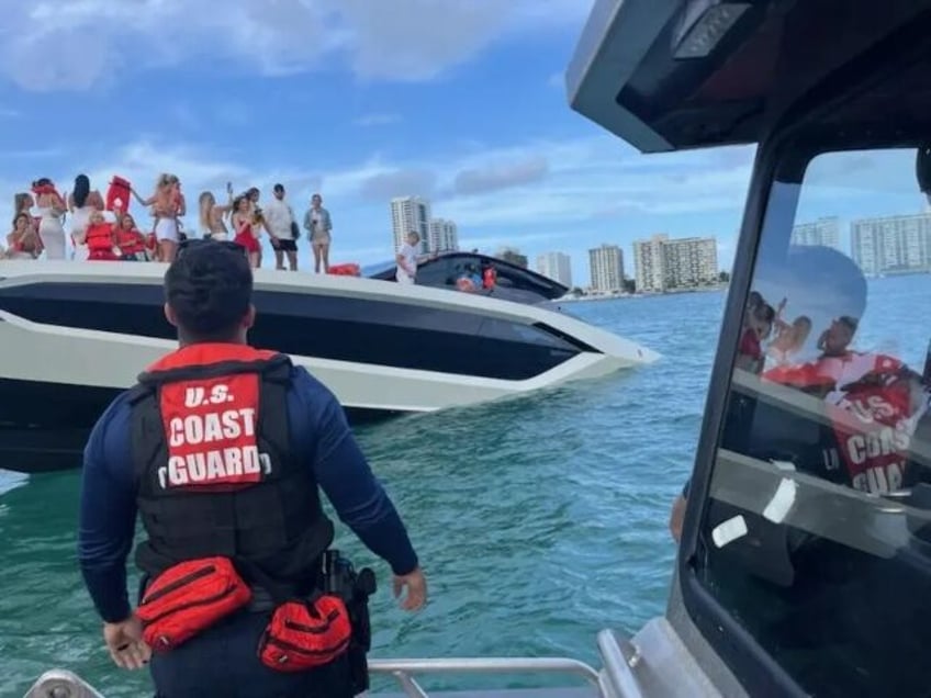 Coast Guard rescues bikini babes from sinking yacht