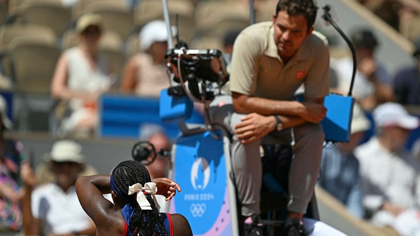 Coco Gauff argues with chair umpire