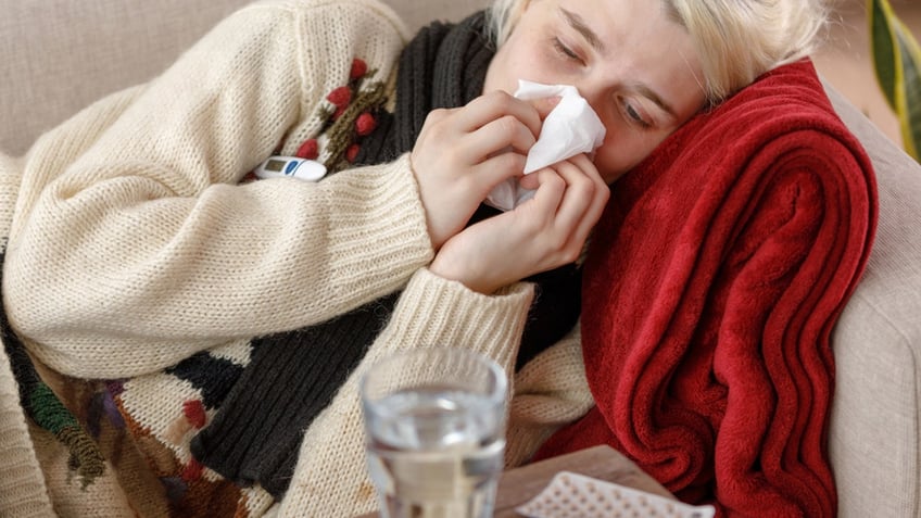 cold and flu season is coming know the warning signs and symptoms now