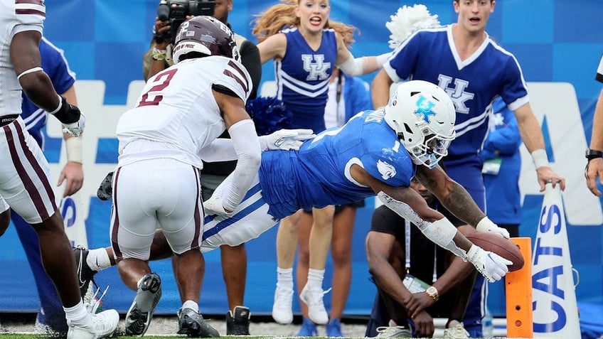 college football broadcasters foster care remark about kentuckys ray davis falls flat