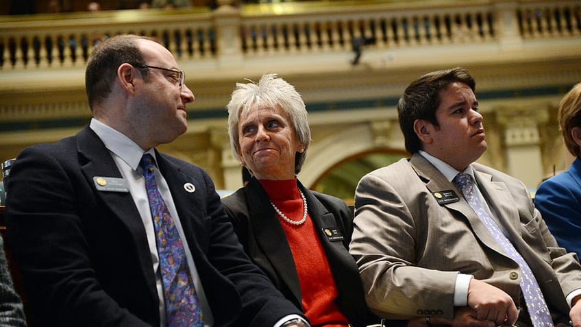 colorado democrats push to allow non residents access to medically assisted suicide