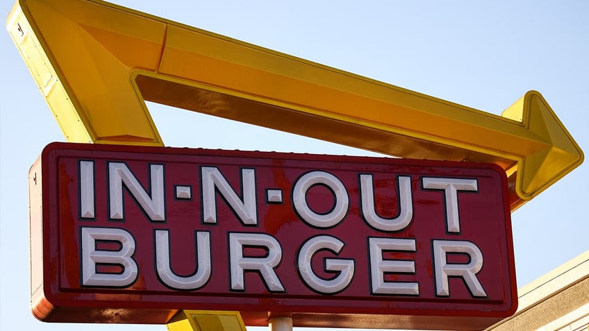 In-n-out Burger logo