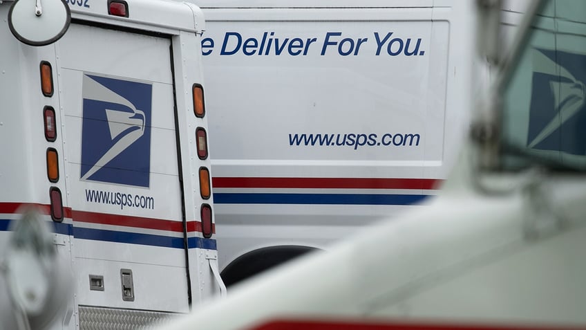 colorado usps mail carrier saves life of elderly woman after noticing mail piling up