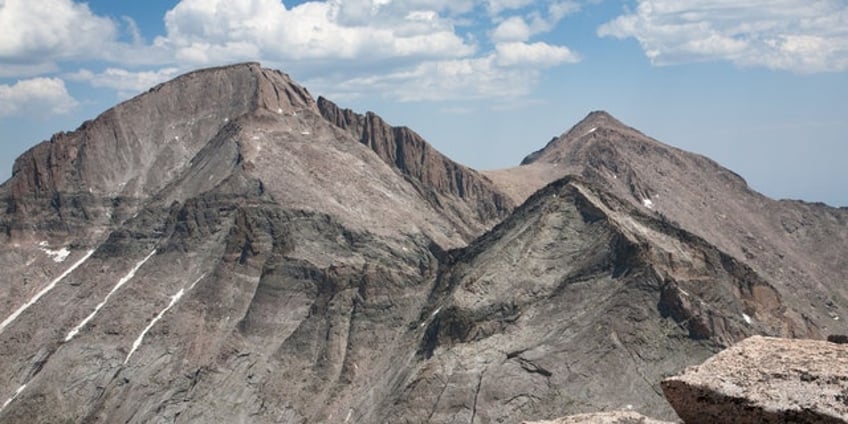 colorado womans body recovered after falling 300 feet from rocky national park peak