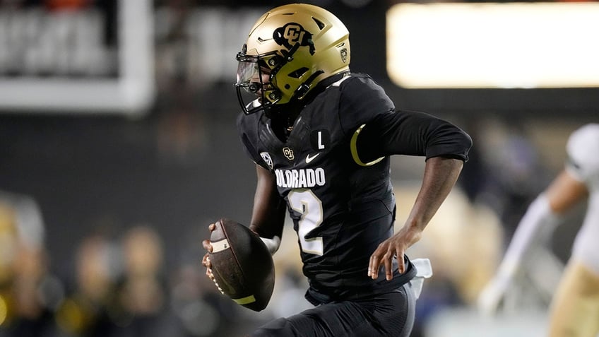 colorados shedeur sanders taps into brady mode to lead buffaloes to tying score in epic win