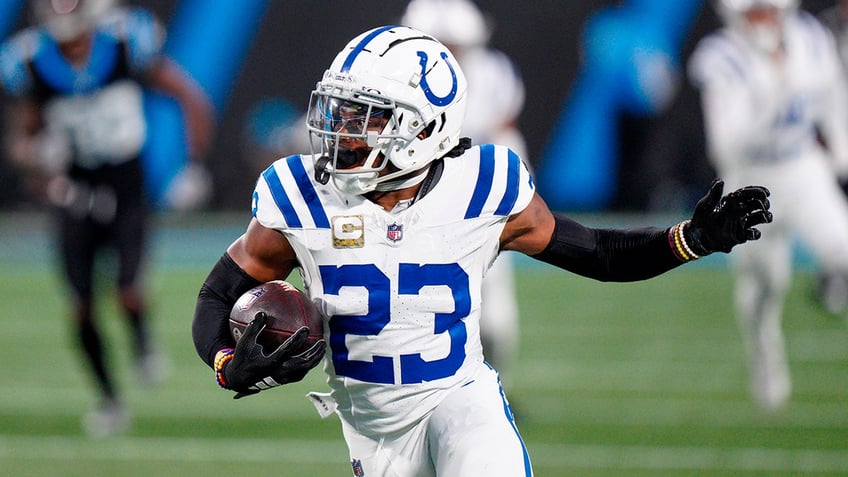 colts kenny moore ii creates nightmare for panthers bryce young in win