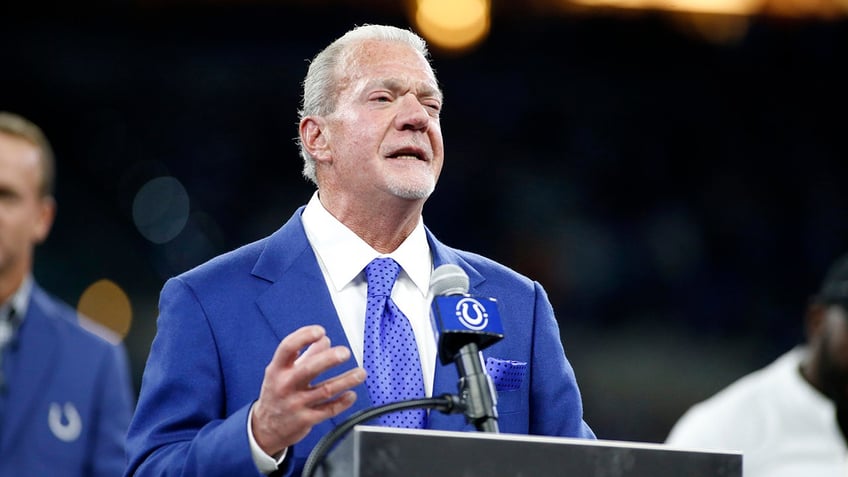 colts owner jim irsay fires back at nfl running backs calls complaints over depleted market inappropriate