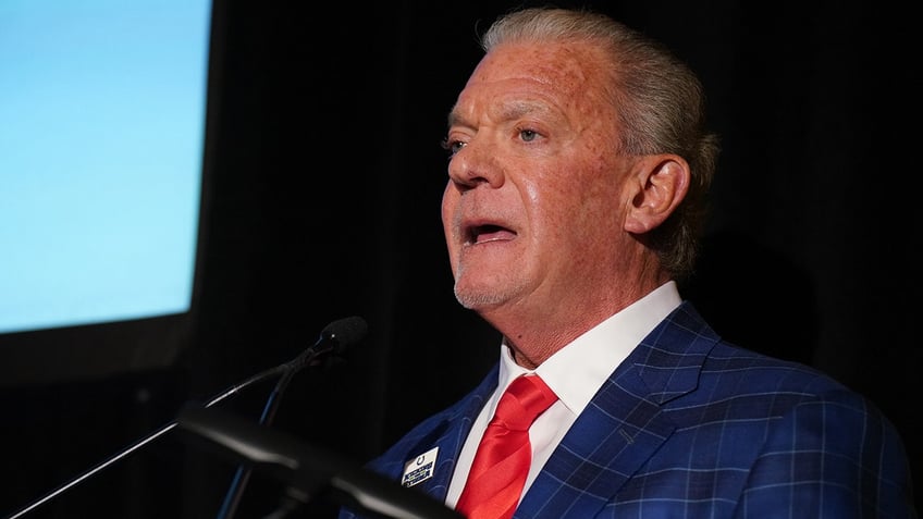 colts owner jim irsay fires back at nfl running backs calls complaints over depleted market inappropriate