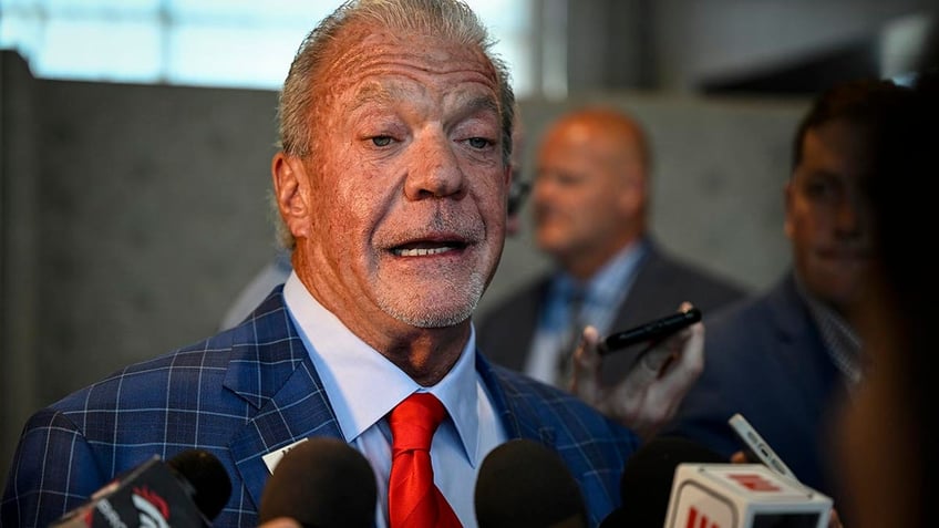 colts owner jim irsay recalls near death experience due to drug overdose i stop breathing