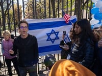 Columbia U. Prof Calling for Police Escort amid Anti-Israel Protests Was a ‘Defund the Police’ Advocate
