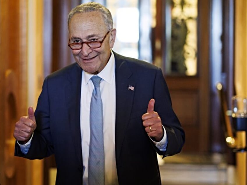 come as you are schumer gives thumbs up to end of senate dress code